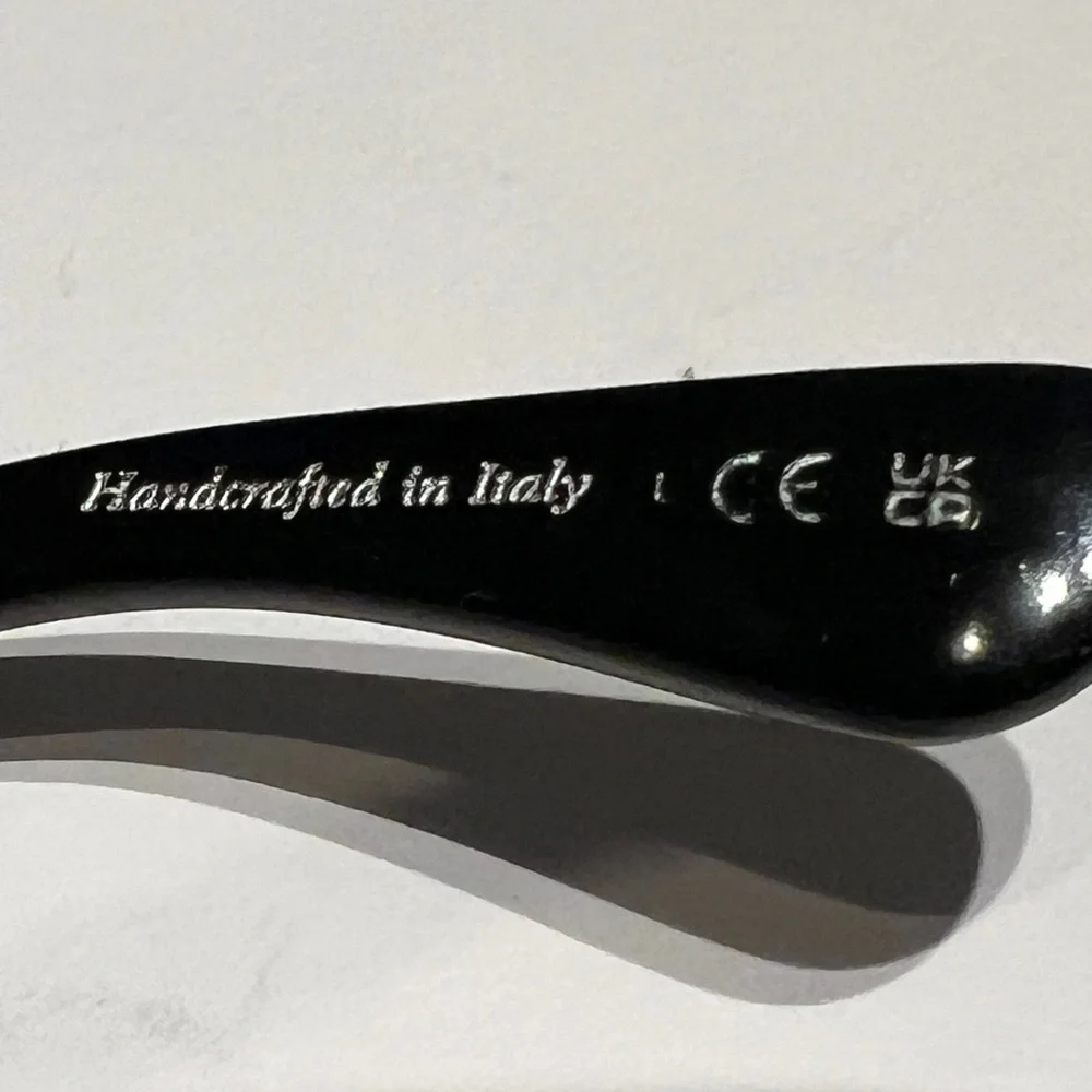 Oliver Peoples Black Sunglasses limited edition OV5393SU - Picture 8 of 10